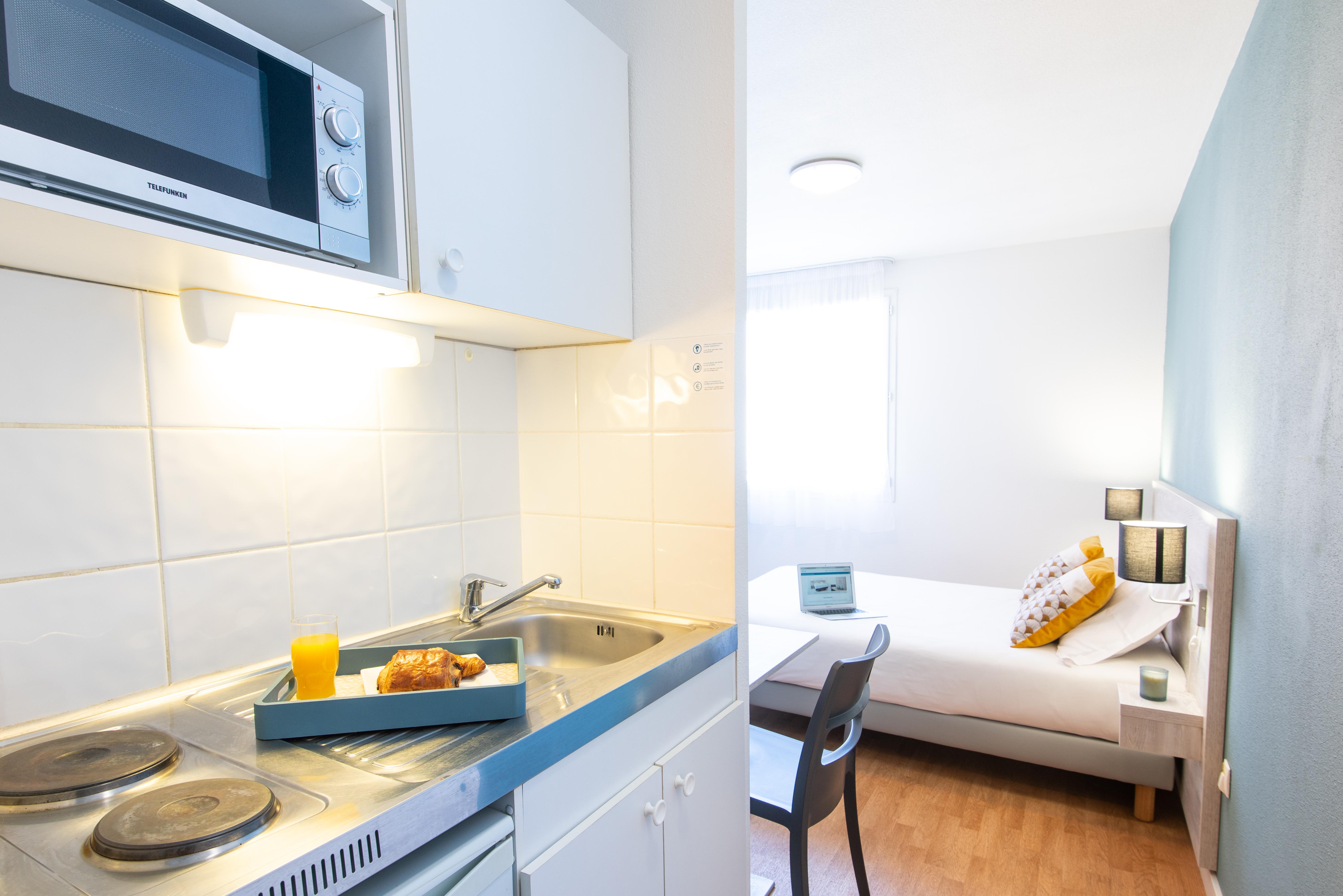 Comfort Aparthotel Aix Le Tholonet Bagian luar foto